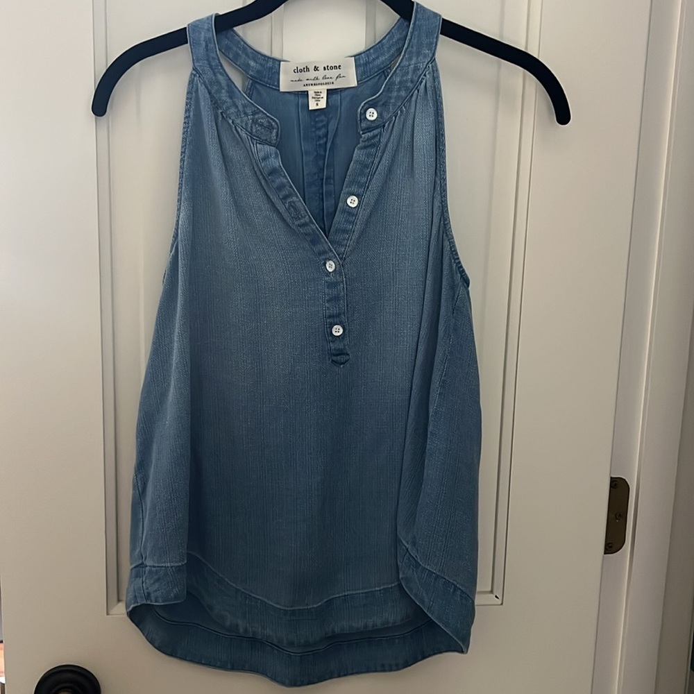 EUC ANTRHOPOLOGIE CLOTH AND STONE Chambray Denim Sleeveless Tank Halter